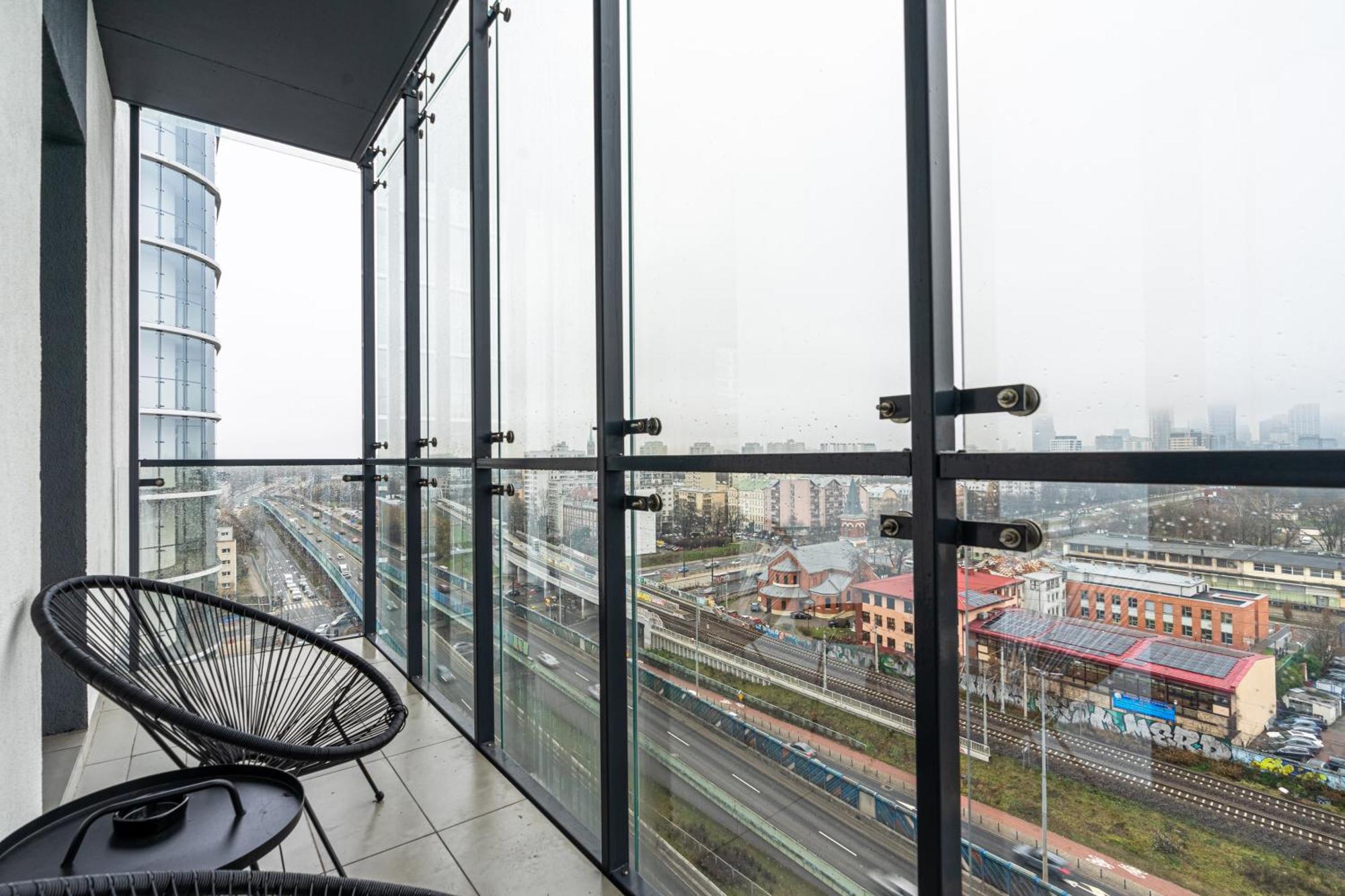 Warsaw Business Apartments - Air Conditioning, 10Th Floor, City View, Balcony - By Rentujemy 외부 사진